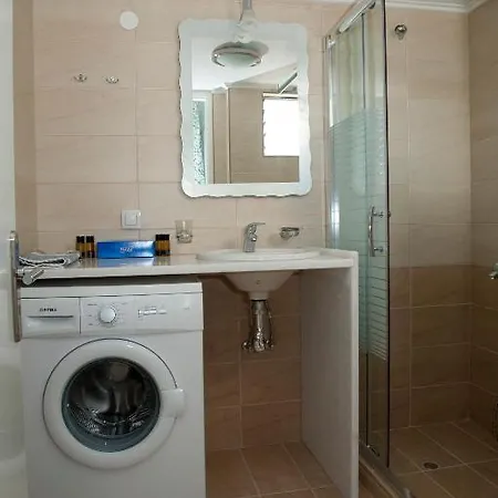 Apartment Mirtini